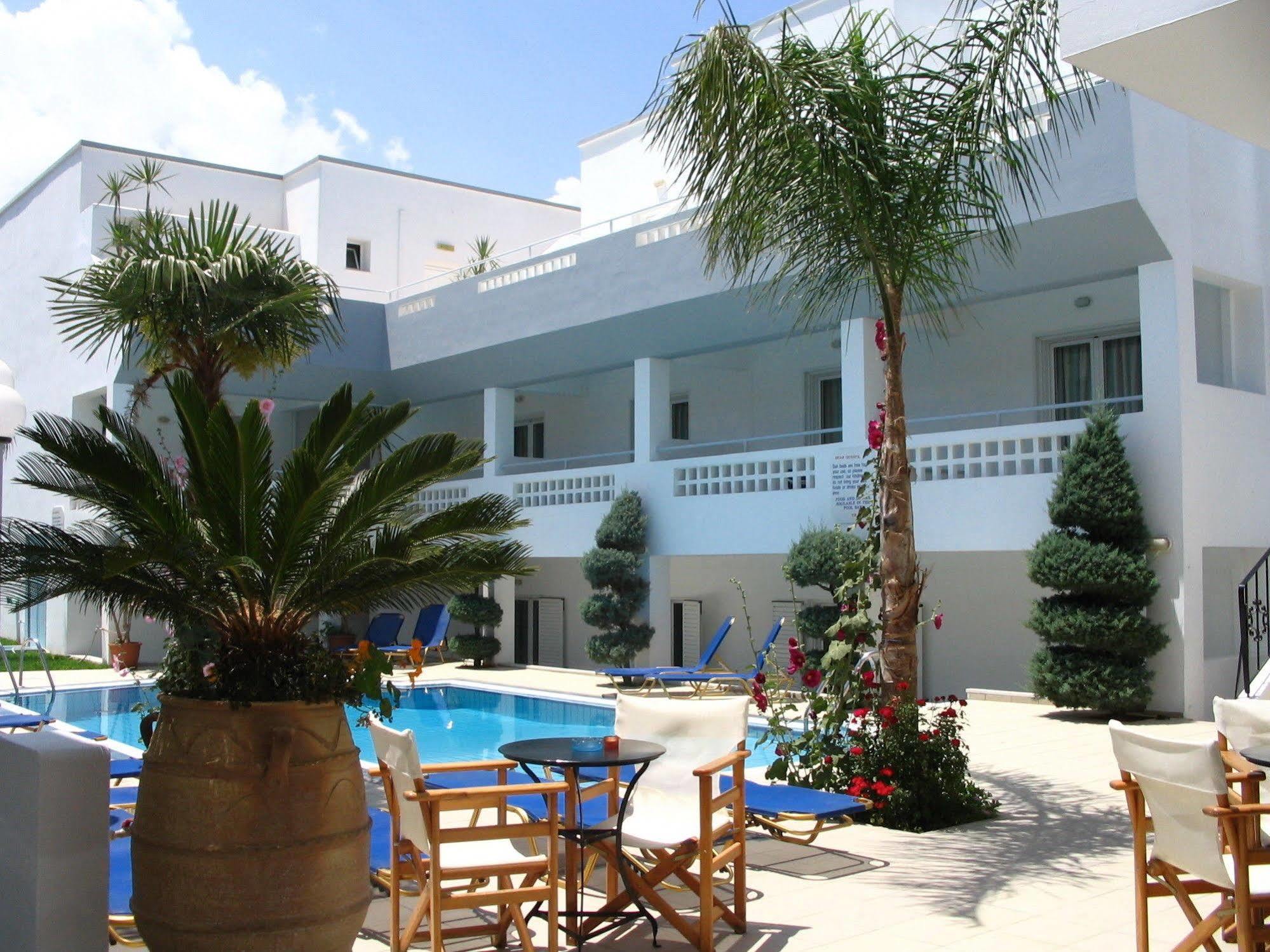 Emerald Hotel Malia Exterior foto